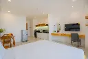 LG206149.webp