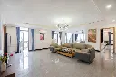 LG205917.webp
