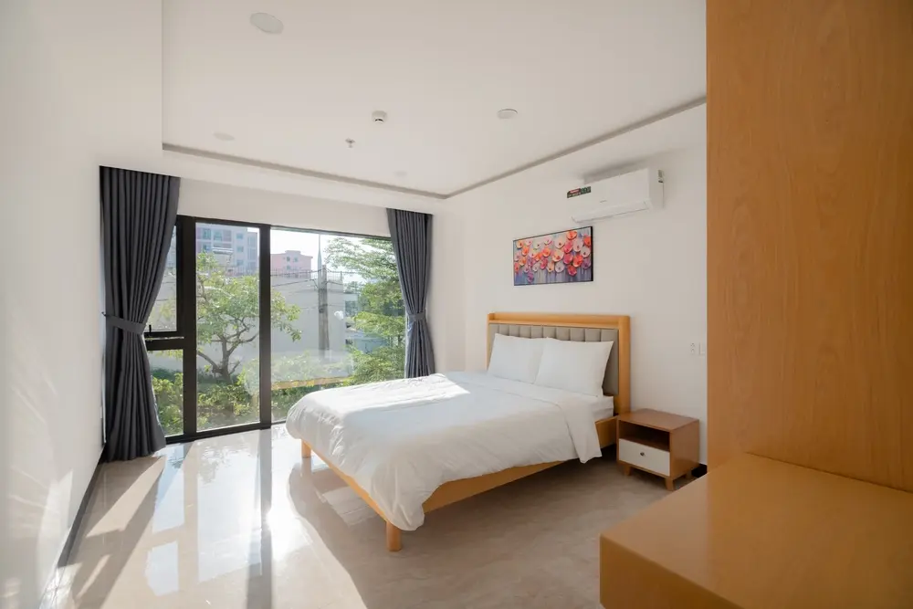 LG208388.webp