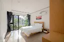 LG208388.webp