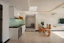 LG208364.webp