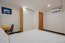 LG208414.webp