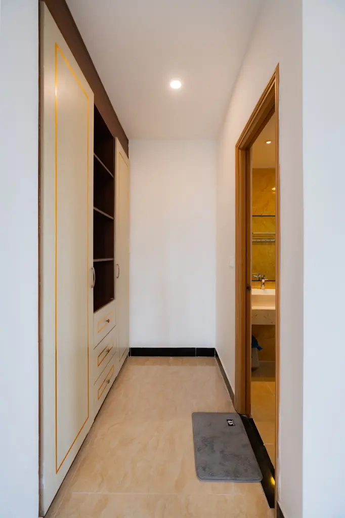 LG209367.webp