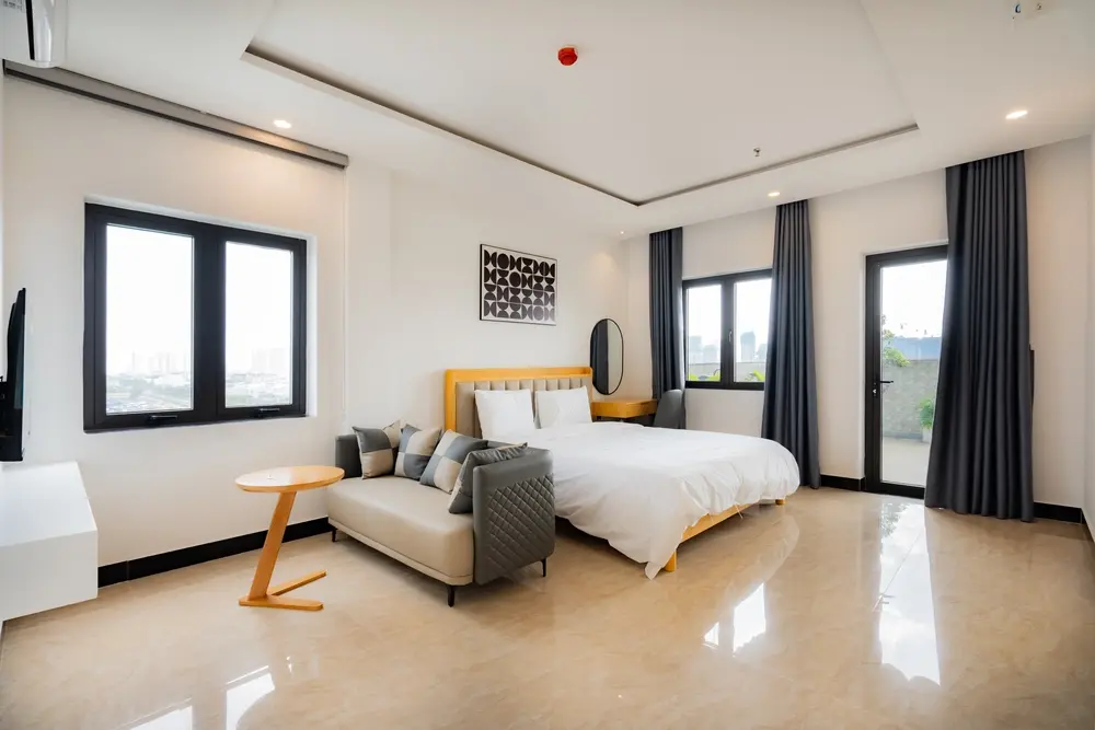 LG209354.webp