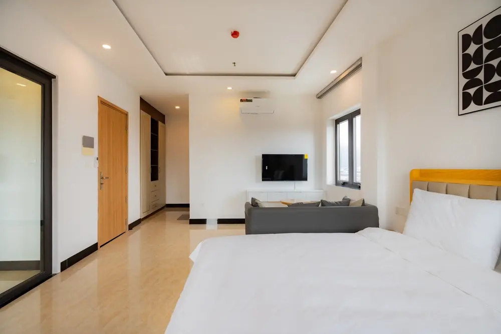 LG209360.webp