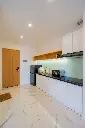 LG205647.webp